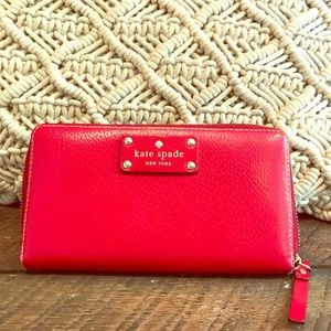 Kate spade expandable wallet